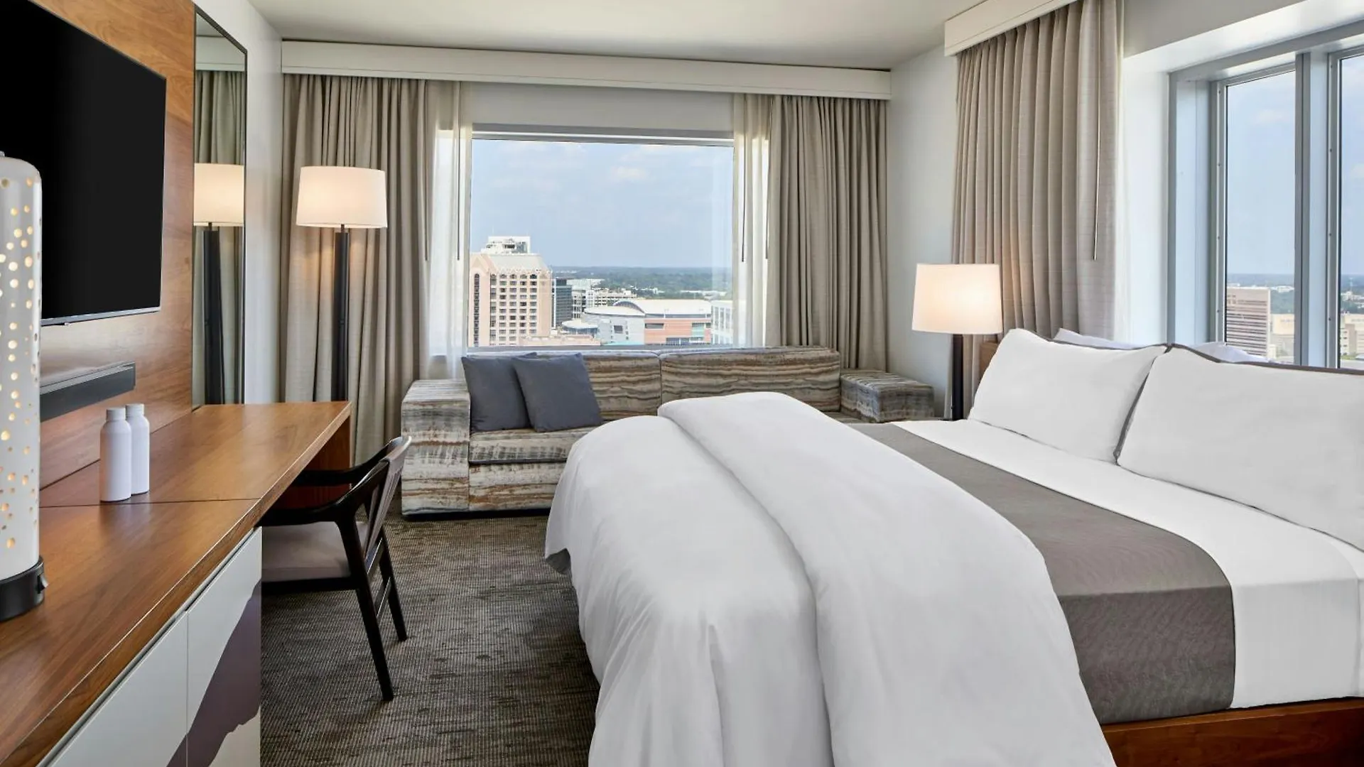 The Westin Charlotte Hotel 4*,