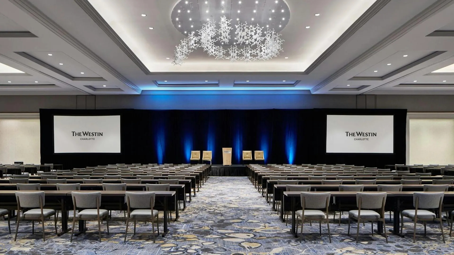 The Westin Charlotte Hotel 4*,